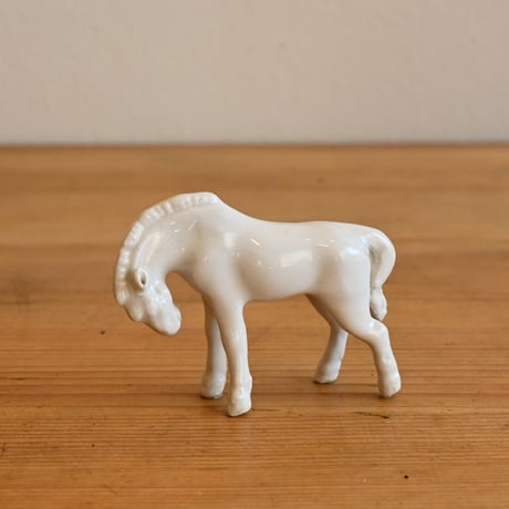 France Ceramic Horse / フランス 磁器の馬のオブジェ 小