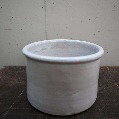 France Old Faience Fine Pot / フランス 古い白錫釉のポット B