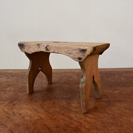 Sweden Decoration stand / スウェーデン 木製の小さな飾り台 スツール A-1