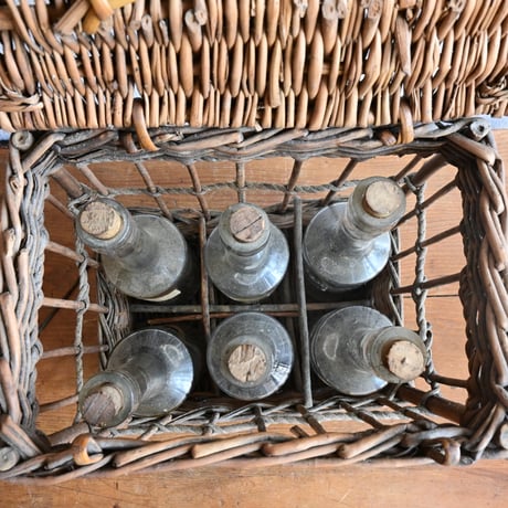 France Antique  Bottle＆Basket / フランス アンティーク 炭鉱労働者のためのボトルとかご
