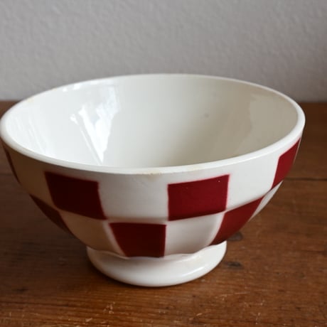 France Antique Cafe Bowl "DIGOIN" / フランス  カフェオレボウル 赤の市松模様 B