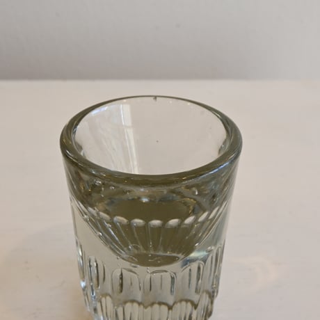 France Antique Shot Glass / フランス アンティーク トロンプルイユのショットグラス H:7.4cm
