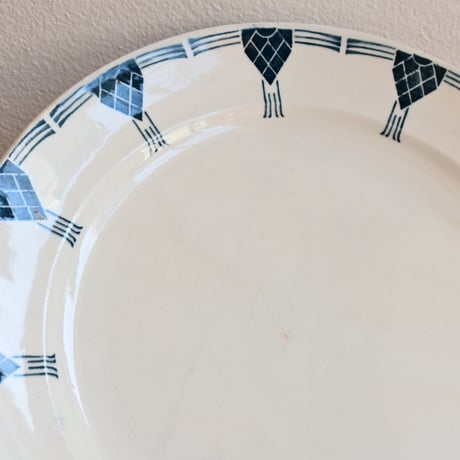 Finland OLD ARABIA  Arne plate  / オールドアラビア 松ぼっくりのプレート φ:22.2cm