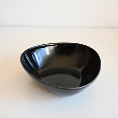 Sweden Enamel Triangle Bowl / フィンランド ERKERデザインの三角ホーローボウル ブラック