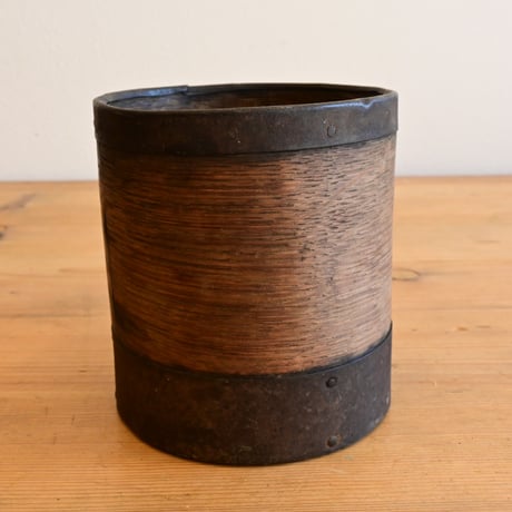 France Antique  Measuring cup  / フランス アンティーク 木と鉄の計量カップ H:12.7cm