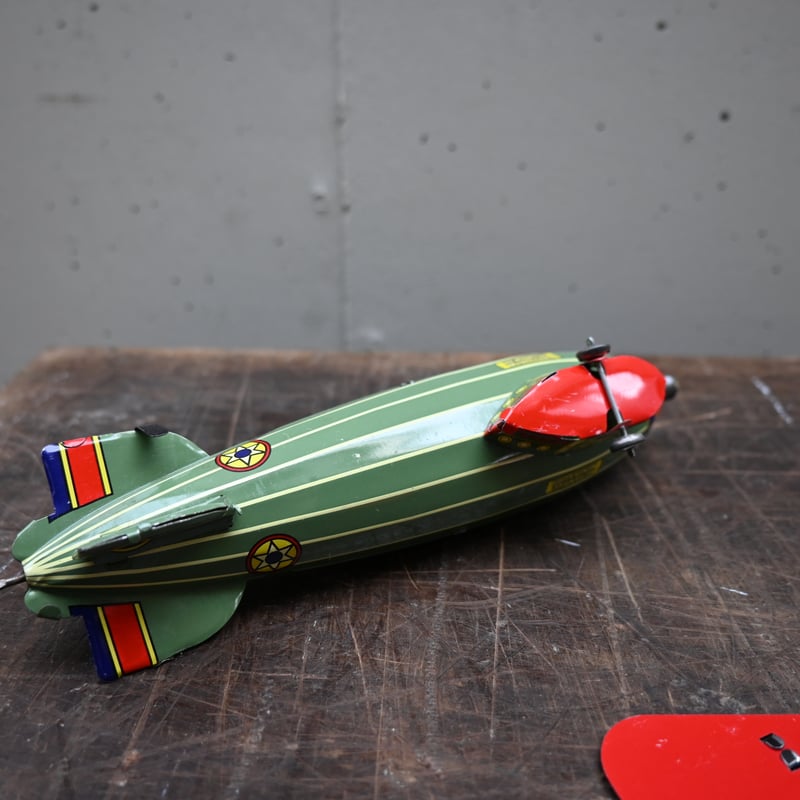 Tin Airship Toy / ビンテージブリキの飛行船のビンテージ | landverse