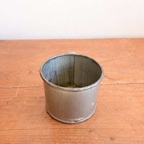 Finland Tin measuring cup  / フィンランド ブリキのメジャーカップ 0.1L  C