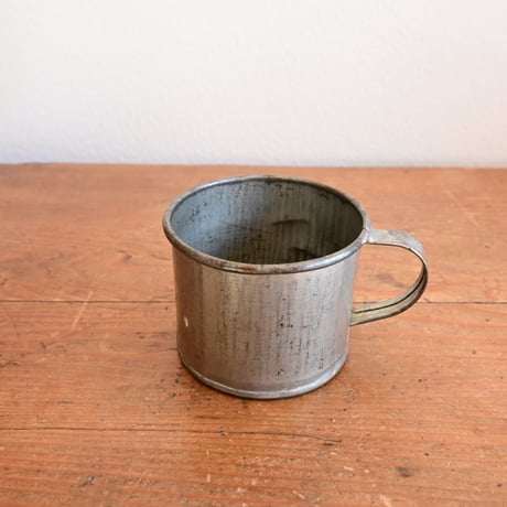 Finland Tin measuring cup  / フィンランド ブリキのメジャーカップ 0.1L  C