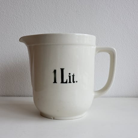 Finland  ARABIA 1L Pitcher / アラビア 1L  ピッチャー（乳白色）