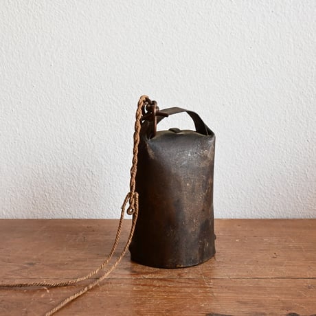 France Antique Cowbell  / フランス アンティーク のカウベル