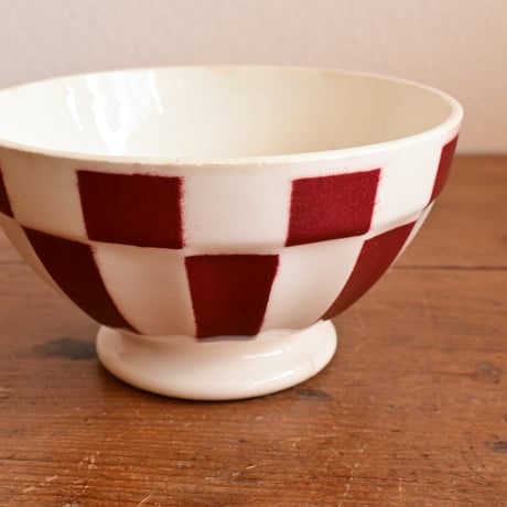 France Antique Cafe Bowl "DIGOIN" / フランス  カフェオレボウル 赤の市松模様 A