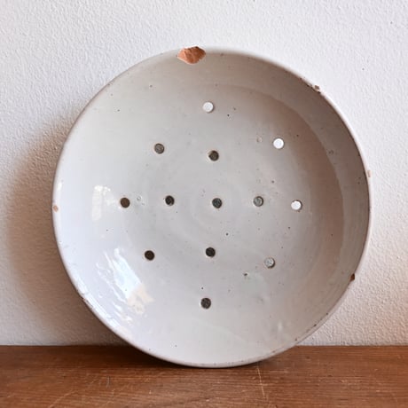 France Antique Moustiers Faience Faisselle / フランス アンティーク ムスティエの穴あきボウル