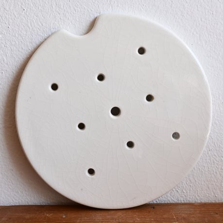 France Old Draining Plate  / フランス パックマン型 古い水切りプレート