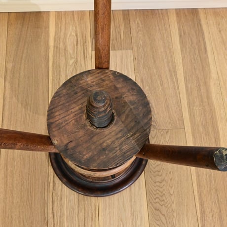 France Antiques Adjustable Stool / フランス アンティークの回転式スツール