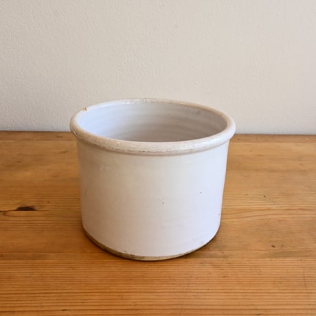 France Antiques Faience Fine Pot / フランス アンティーク 白錫釉のポット φ:16.7cm