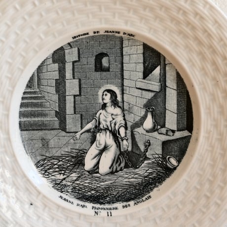 France Antique GIEN histoire de Jeanne d'Arc n°11 / フランス ジアン窯 ジャンヌダルク物語のデザート皿 n°11