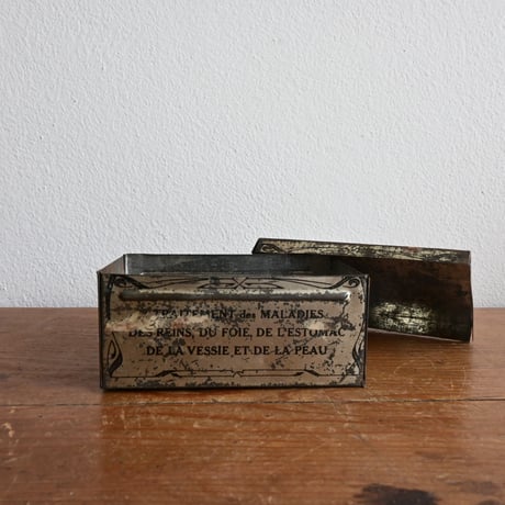 France Antique Square Tin Box  / フランス アンティーク ティン缶 ブリキボックス