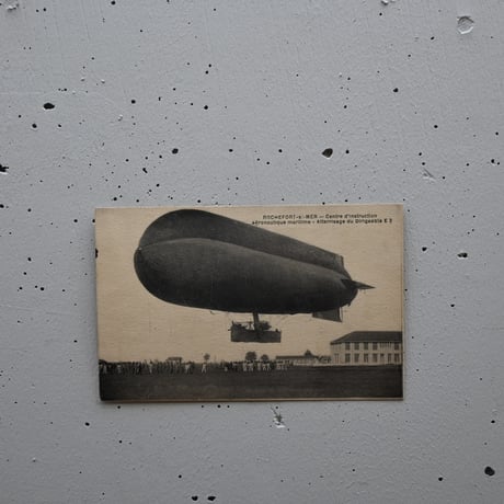 France Antiques Postcard   / フランス 古い飛行船のポストカード B