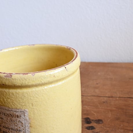 France Antique Confiture Pot Yellow Glaze / フランス アンティーク 南仏の黄釉のラベル付きコンフィチュールポット
