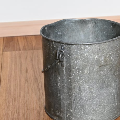 France painter bucket/  フランス ペンキ職人のバケツ
