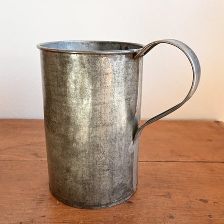 Finland  Tin measuring cup  / フィンランド ブリキのメジャーカップ 1L
