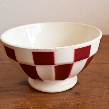 France Antique Cafe Bowl "DIGOIN" / フランス  カフェオレボウル 赤の市松模様 A