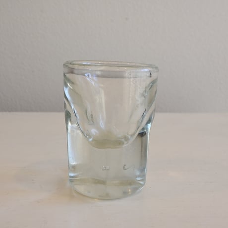 France Antique Shot Glass / フランス アンティーク トロンプルイユの6面取のショットグラス H:7.3cm