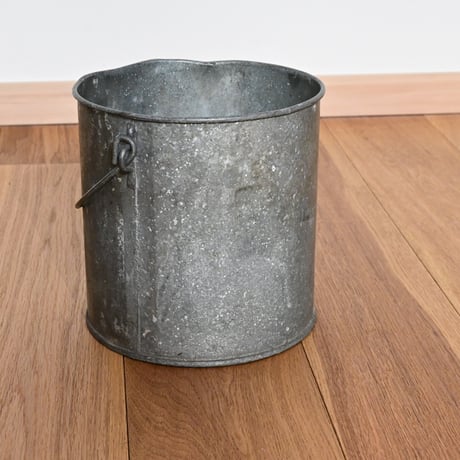 France painter bucket/  フランス ペンキ職人のバケツ