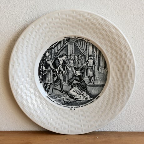 France Antique GIEN histoire de Jeanne d'Arc n°9 / フランス ジアン窯 ジャンヌダルク物語のデザート皿 n°4