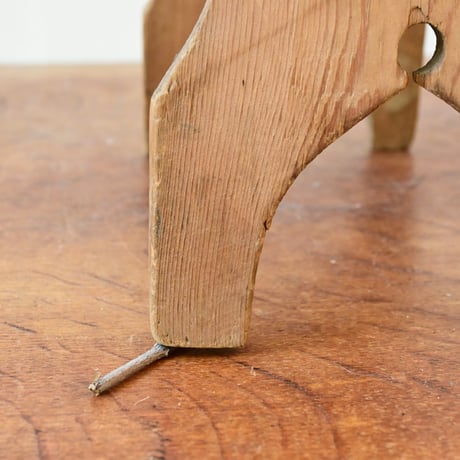 Sweden Decoration stand / スウェーデン 木製の小さな飾り台 スツール A-1
