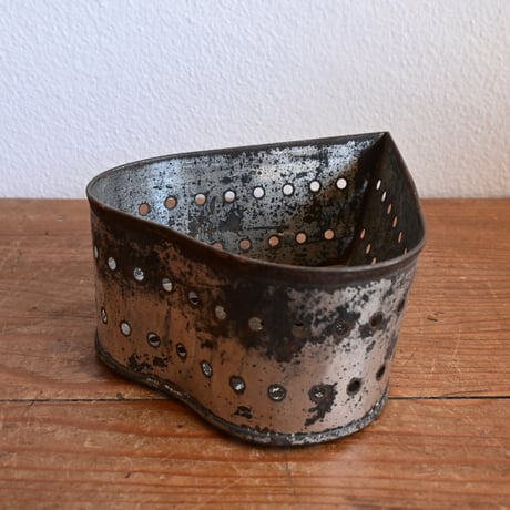 France Old Tin Cheese mold  / フランス 古い フランスのチーズ作りの古いハート型モールド B