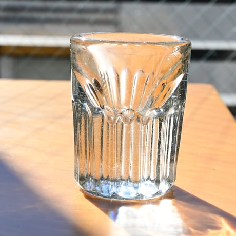 France Antique Shot Glass / フランス アンティーク トロンプルイユのショットグラス H:7cm