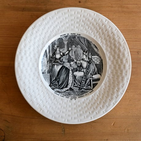 France Antique GIEN histoire de Jeanne d'Arc n°9 / フランス ジアン窯 ジャンヌダルク物語のデザート皿 n°9