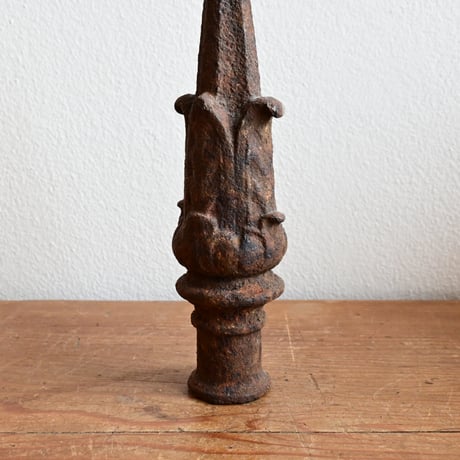 France Antique Finial top ornament  / フランス アンティーク 鉄のオーナメント