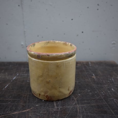 France Old Yellow Pot / 南仏の黄釉のポット