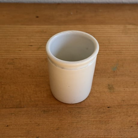 France Antiques white porcelain Pot / フランス アンティーク 白磁ポット A-2