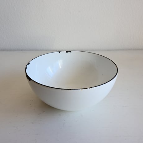 ARABIA FINEL Enamel BOWL / アラビア・フィネル  琺瑯ボウル（ホワイト）φ:10cm