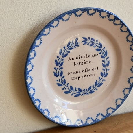 France Antique  Bule Plate  / フランス アンティーク 青文字のポエムプレート B