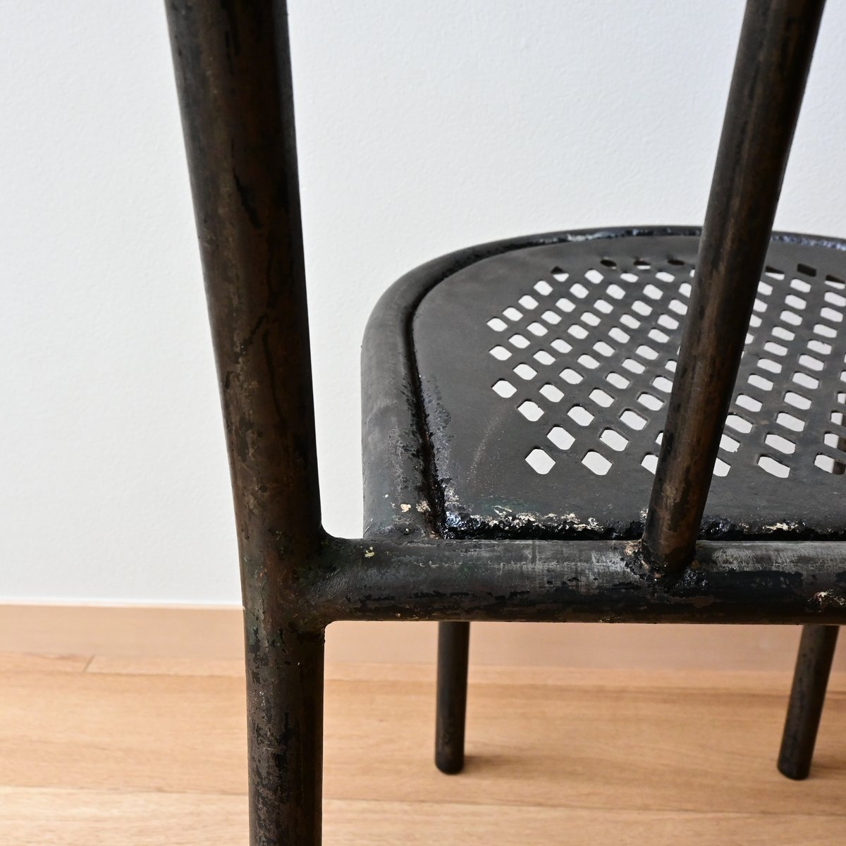 France Old Chair 