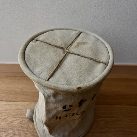 France Antique canvas bucket / フランス アンティークのキャンバスバスケット  A