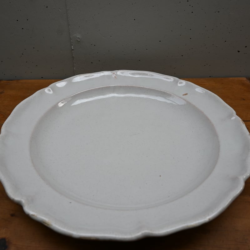 France Old Moustiers Plate / フランス 古いムスティエの大皿 |