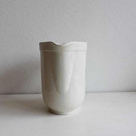 Finland  ARABIA 1L Pitcher / アラビア 1L  ピッチャー（乳白色）