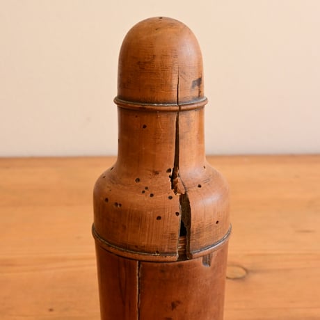 France Antique Maison Violet  / フランス アンティーク ヴィオレ社の香水ボトルと木製ケース
