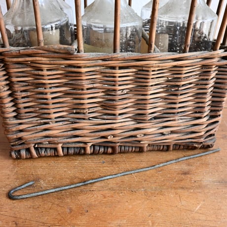 France Antique  Bottle＆Basket / フランス アンティーク 炭鉱労働者のためのボトルとかご