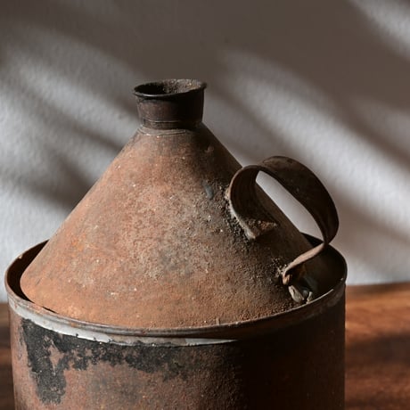 France Oil can object /  フランス ブリキのオイル缶のオブジェ