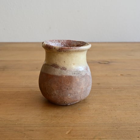 France Antique Small water jar  / フランス アンティーク 南仏の小さなポット(水甕) A
