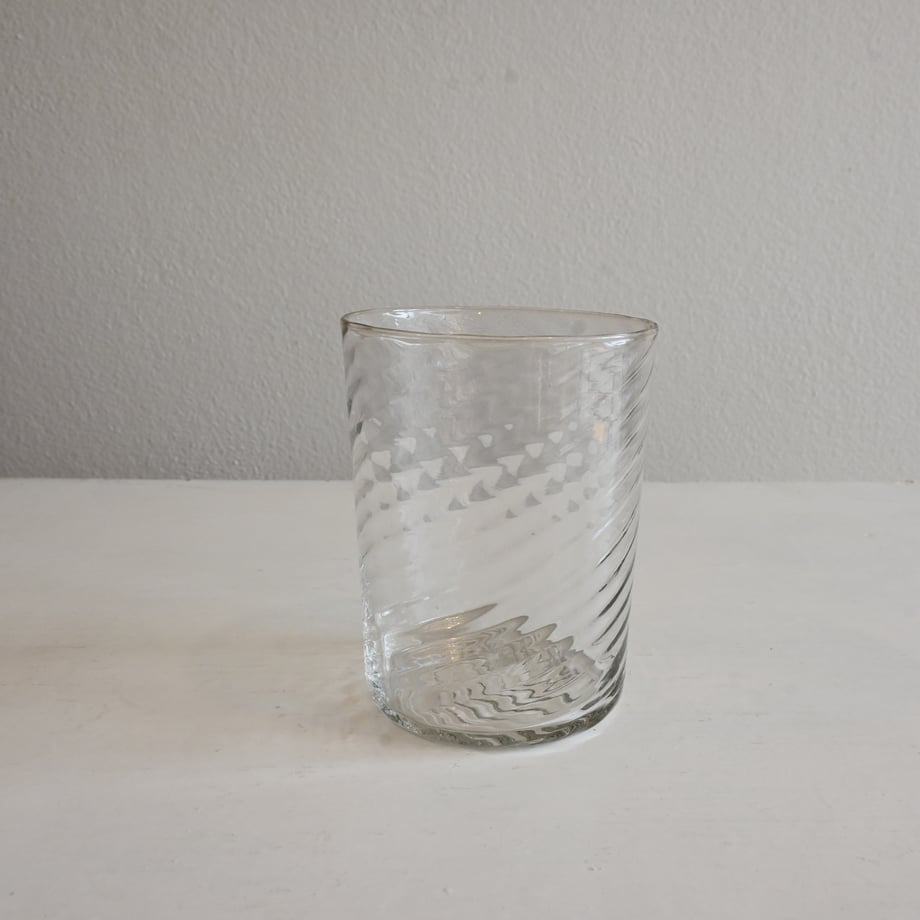 69747826615df647977874b5