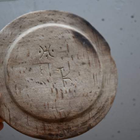 Sweden antique wooden plate / スウェーデン アンティーク 木の皿 B