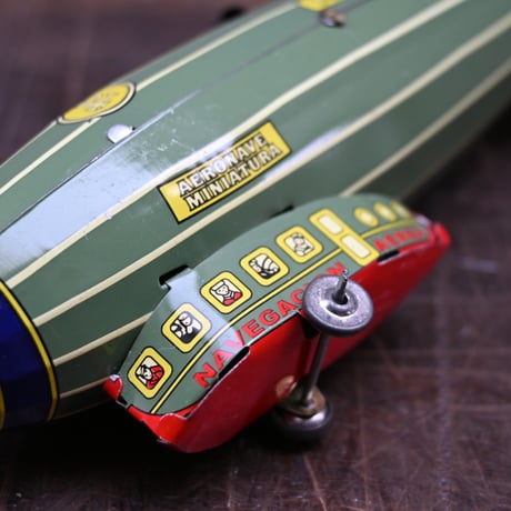 Tin Airship Toy  / ビンテージブリキの飛行船のビンテージ