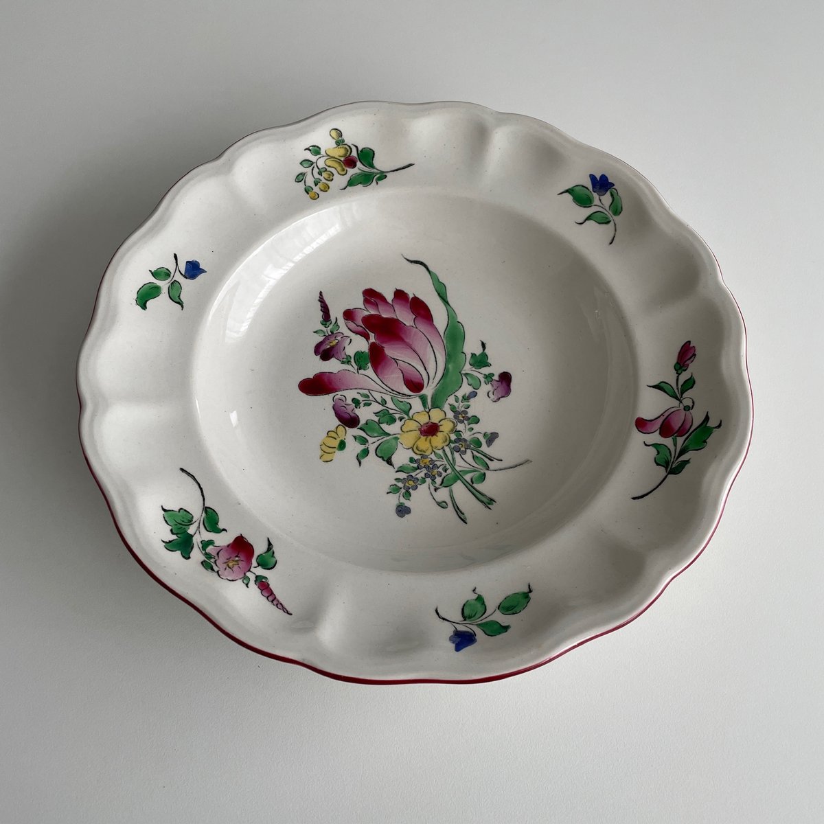 【美品】フランス Luneville窯 手描ブーケ シェルラヴィエ[3302] 美品】フランス Luneville窯 手描ブーケ シェルラヴィエ[3302]